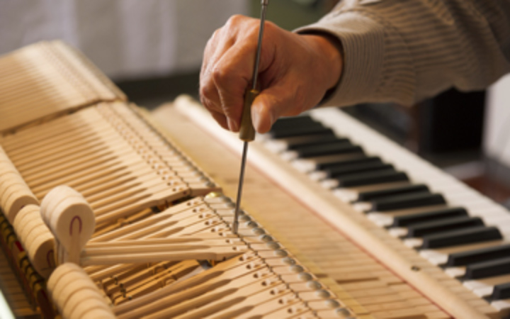 inside a piano