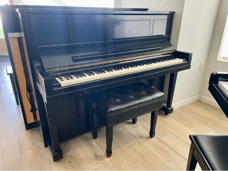 Steinway 1098 Upright Piano 46 1/2