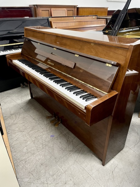 Yamaha Console Upright Piano 40