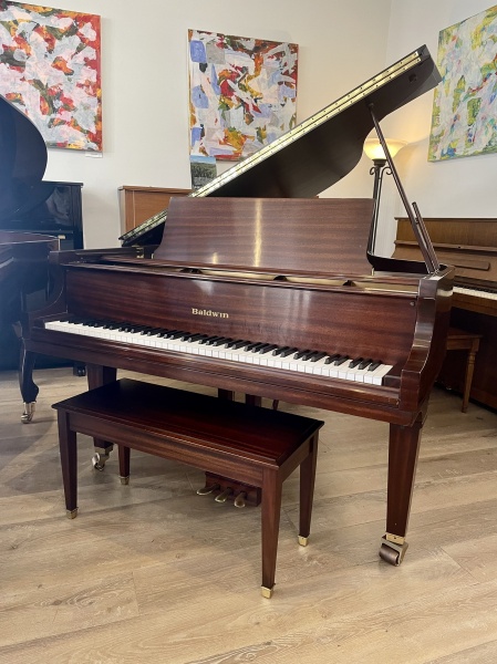 Baldwin R Grand Piano 5'8