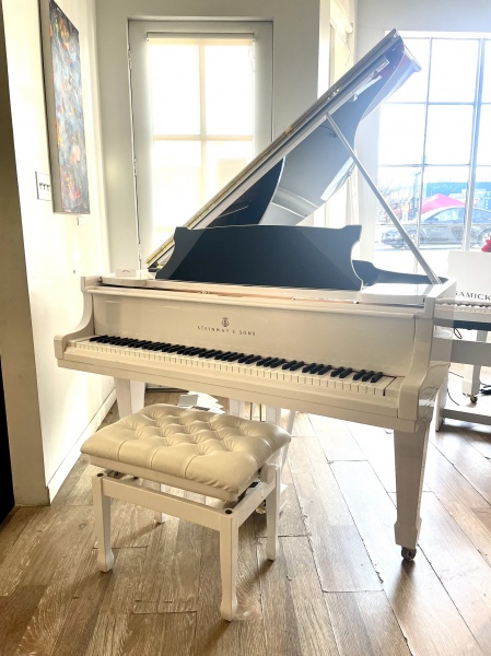 Steinway M Grand Piano 5'7