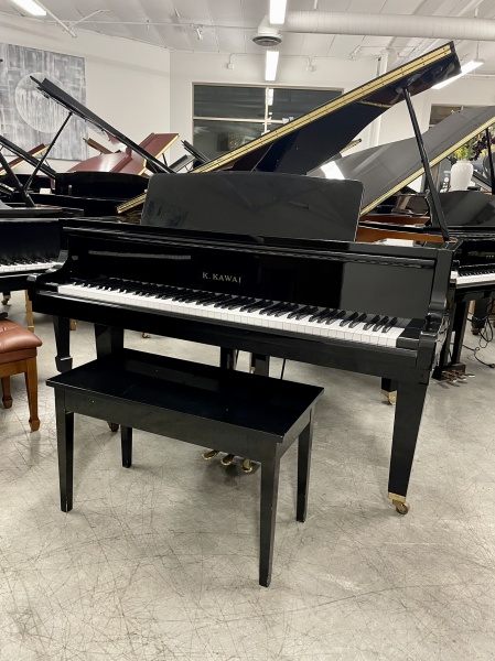 Kawai GM-1 Petit Grand Piano 4'9