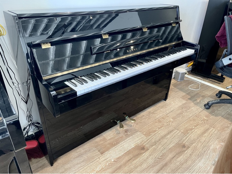 Kawai CX-5 Upright Piano 41