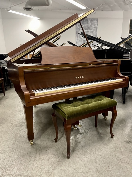 Yamaha G2 Grand Piano 5'8