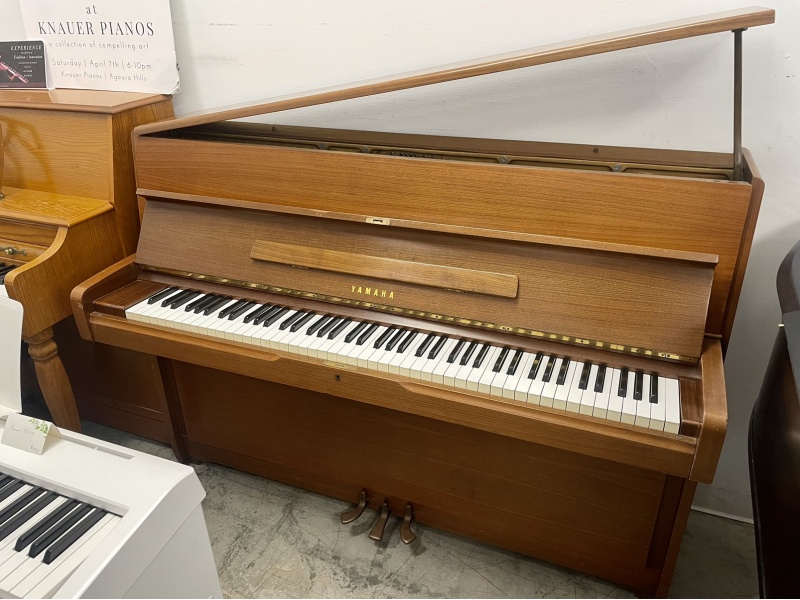 Yamaha P1 Console Upright Piano 42