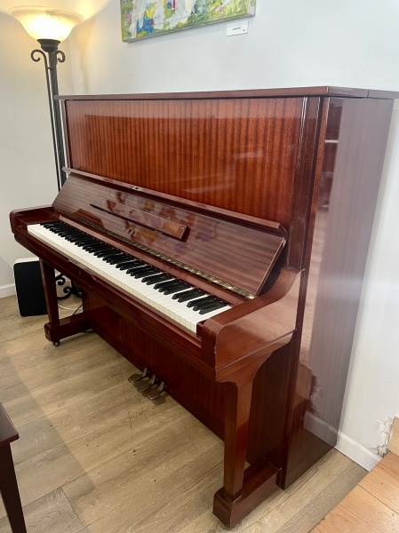 Yamaha U3 Tall Upright Piano 52