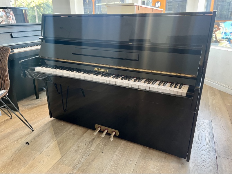 Schubert Continental Upright Piano 44