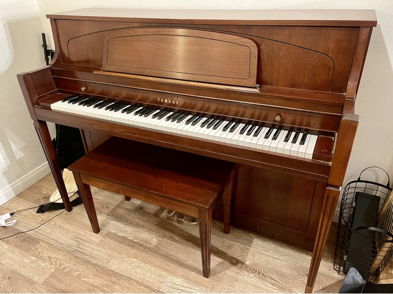 Yamaha M450 Upright Piano 44 1/2