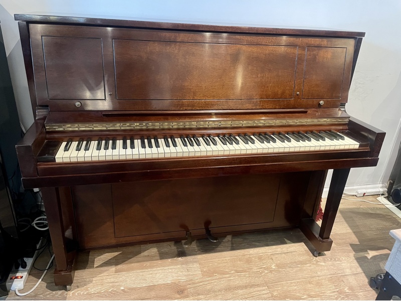 Steinway 1045 Upright Piano 46 1/2