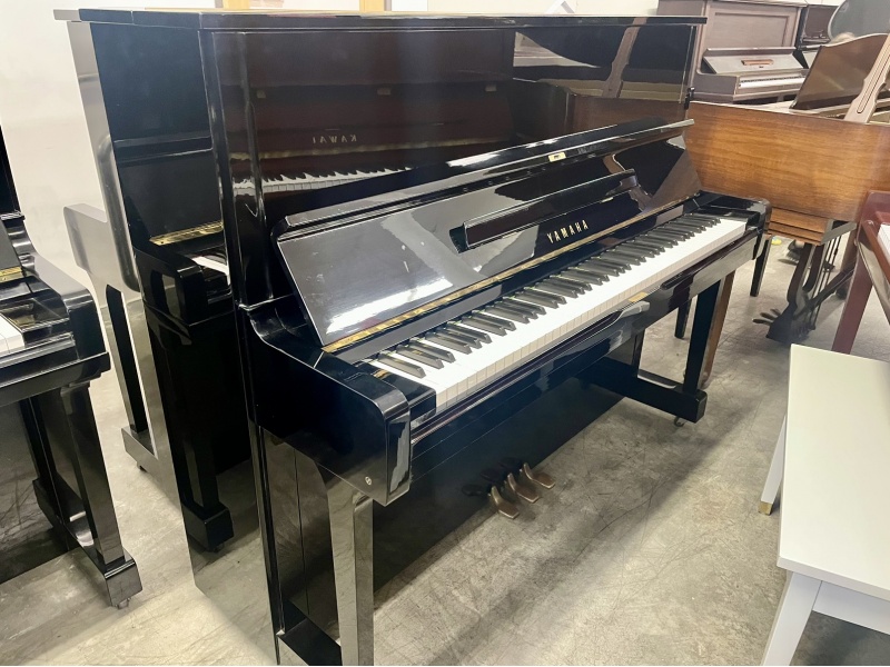 Yamaha U1 Upright Piano 48