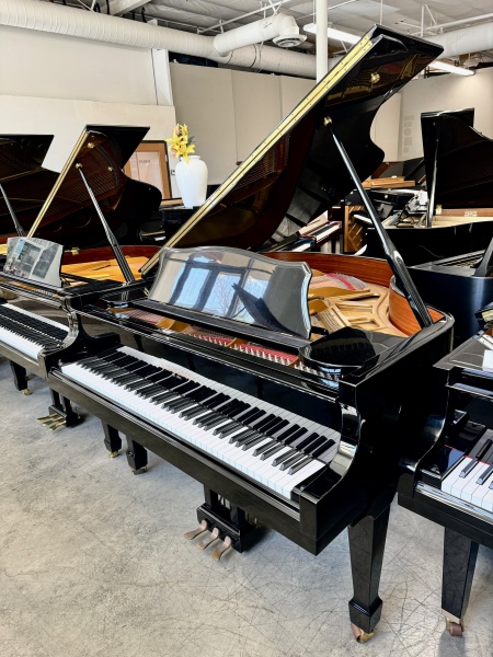 Kohler & Campbell SKG-530 Baby Grand Piano 5'3