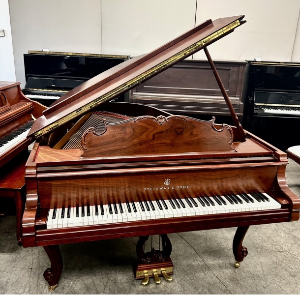 Steinway M Mahogany Polish 5'7