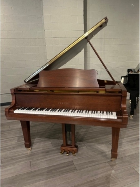 Yamaha G1 Baby Grand Piano 5'3