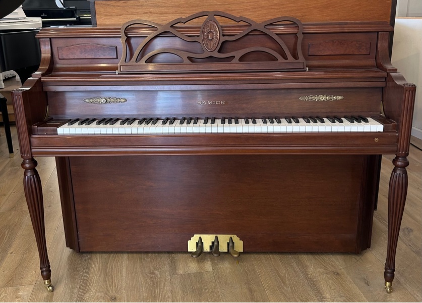 Samick SU-42T Upright Console Piano 42