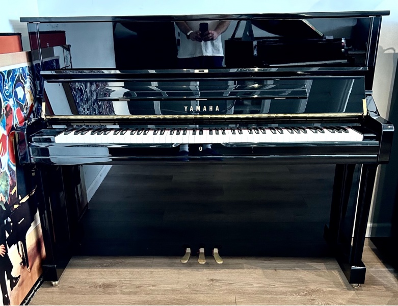 Yamaha U1 Upright Piano 48
