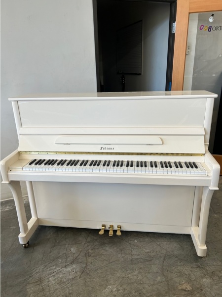 Falcone UF-20T Upright Piano 47 1/2