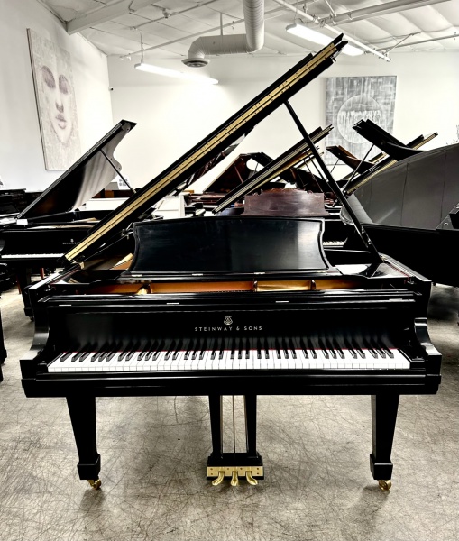 Steinway B Grand Piano 6'11