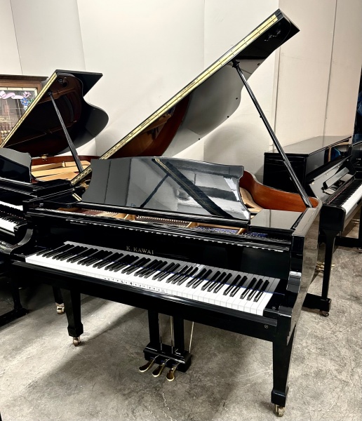 Kawai KG-2E Grand Piano 5'8