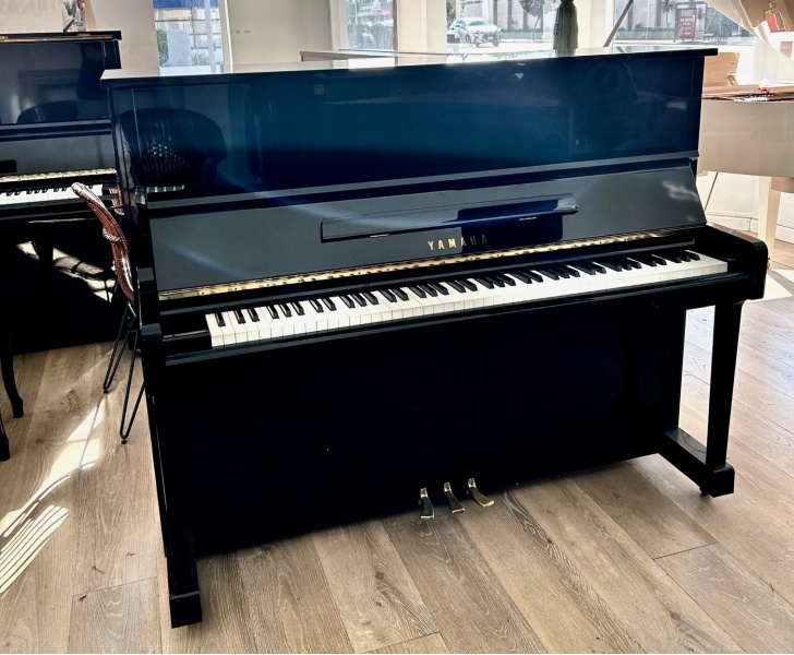 Yamaha U10Bl Upright Piano 48