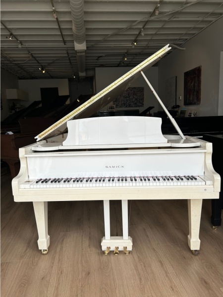 Samick SG-172 Grand Piano 5'8