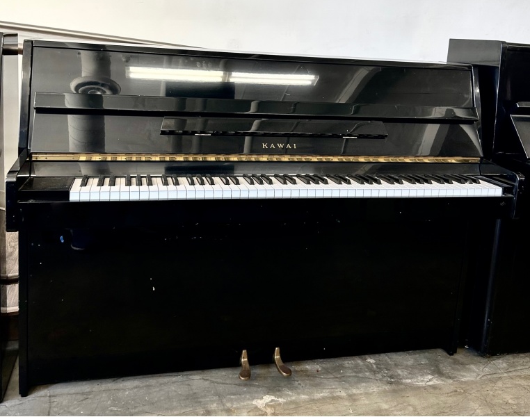 Kawai CX-4S Upright Console Piano 41