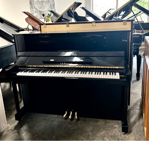 Yamaha b3 PE-Silent Upright Piano 48