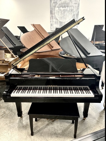 Yamaha C1 Grand Piano 1999