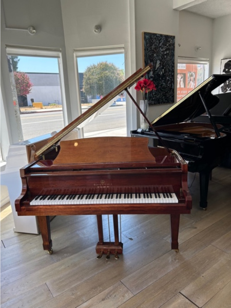 Story & Clark Baby Grand Piano 4'11