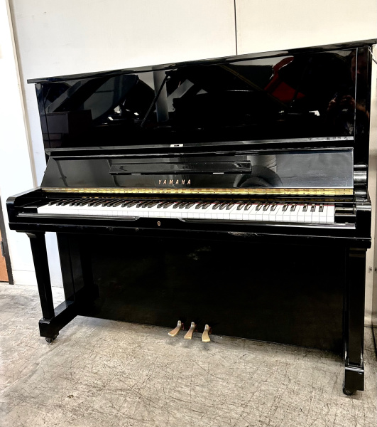 Yamaha U3E Upright Piano 52