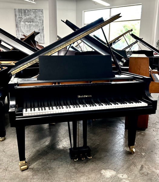 Baldwin M Grand Piano 5'2