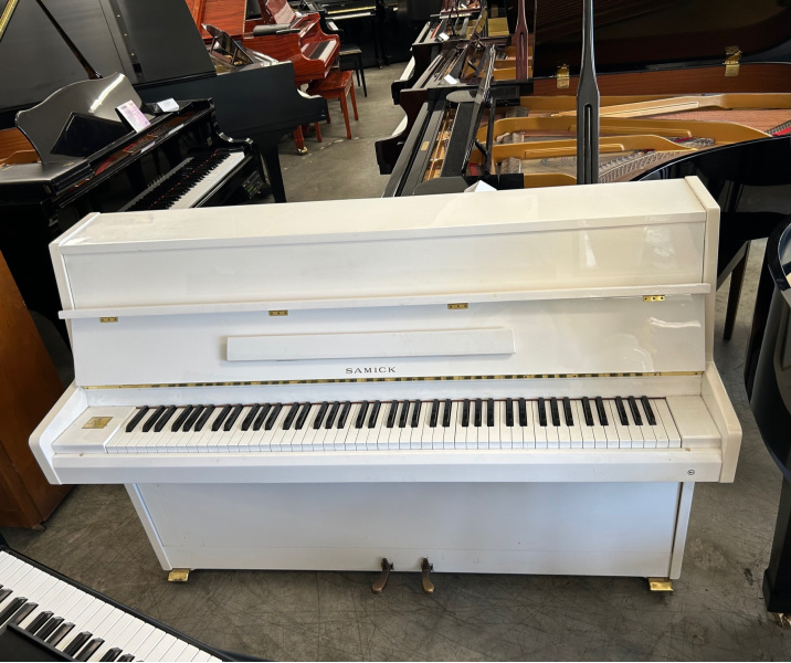 Kawai SU-105 Console Upright Piano 42
