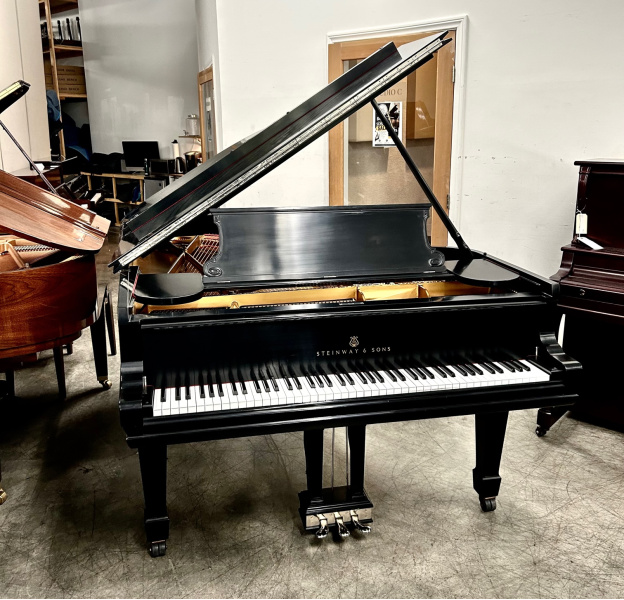 Steinway B Grand Piano 6'11