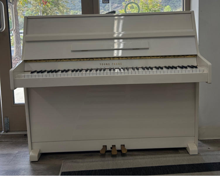 White Young Chang E101 Upright Piano 43
