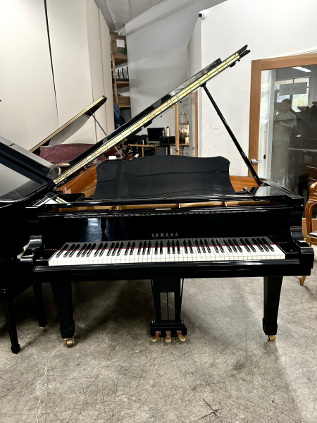 Yamaha C5 Grand Piano 6'7